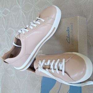 New, Clarks Unstructured Maui Blush Leather Shoes!